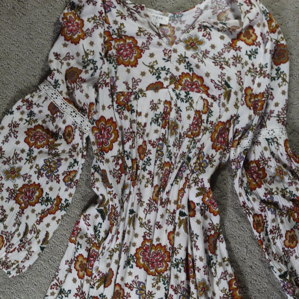 SALE! Umgee Size M Boho Bell Sleeve Floral Tunic Shift Dress